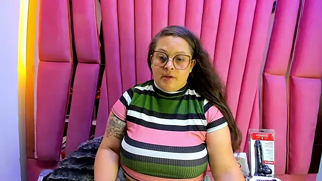 Živý XXX chat Sarah_Boobs_