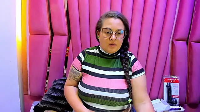 Sarah_Boobs_のライブXXXチャット