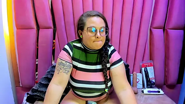 Živý XXX chat Sarah_Boobs_