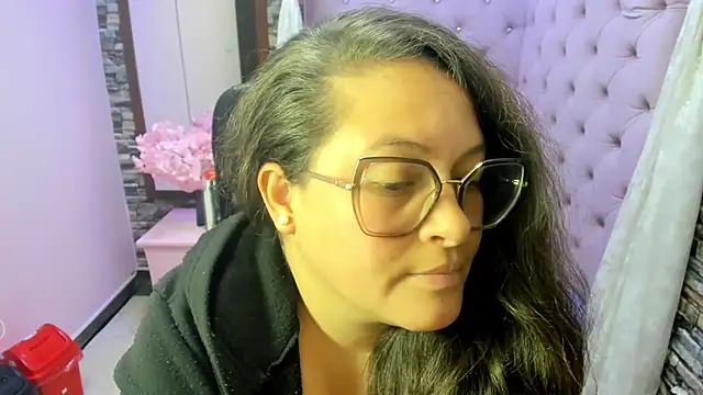 Sarah_Boobs_'s Live XXX Chat