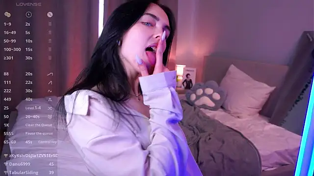 MirnaTellado's Live XXX Chat