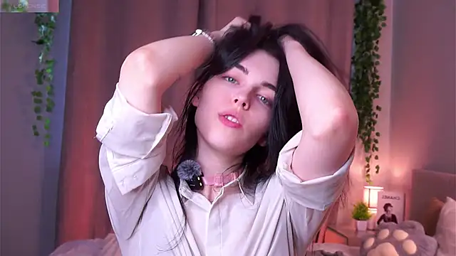 MirnaTellado Chat XXX in diretta