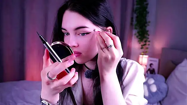 XXX chat uživo modela MirnaTellado