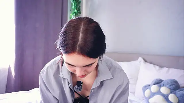 دردشة MirnaTellado الجنسية المباشرة
