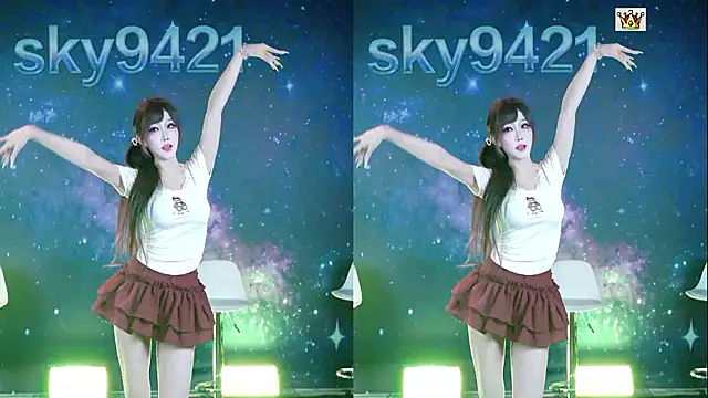 sky94210: διαδικτυακό σόου στην κάμερα