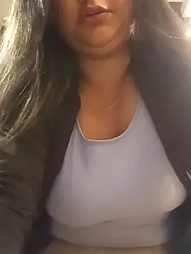 Pokazy przed kamerką – Emma_Sweet-