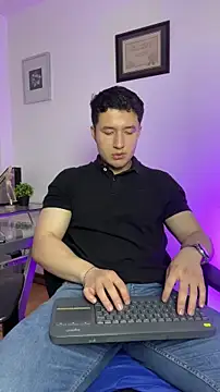 Alexander_Connor Pertunjukan Webcam