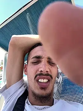 piccolo2002's Webcam Show