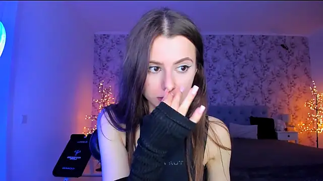 Hot_Molly5 Adlı Modelin Web Kamerası Şovu