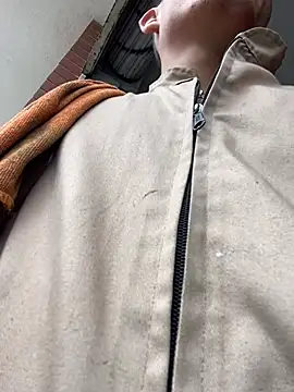 santiObrero 在線直播表演