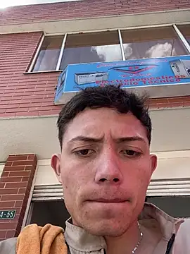 santiObrero's Webcam Show