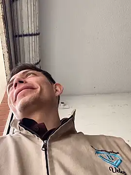 santiObrero's Webcam Show