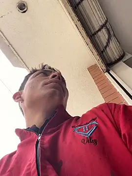 santiObrero Show in webcam