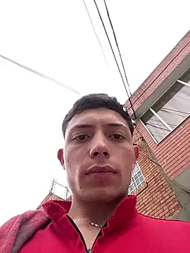 santiObrero webkamerás műsora