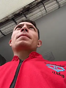 santiObrero 网络视讯表演