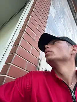 santiObrero 网络视讯表演