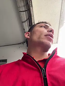 santiObrero 在線直播表演