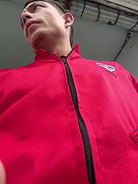 santiObrero Show in webcam