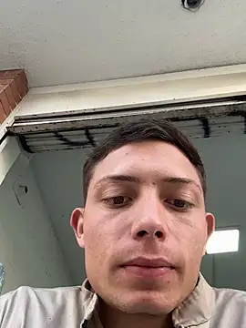 santiObrero's Webcam Show