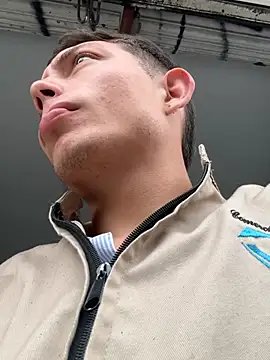 santiObreroのウェブカメラショー