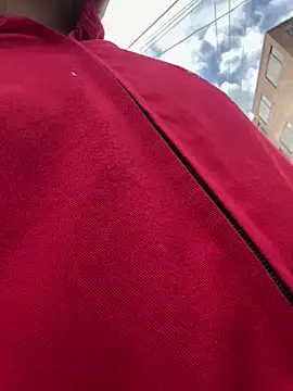 Pokazy przed kamerką – santiObrero