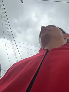 santiObrero 网络视讯表演
