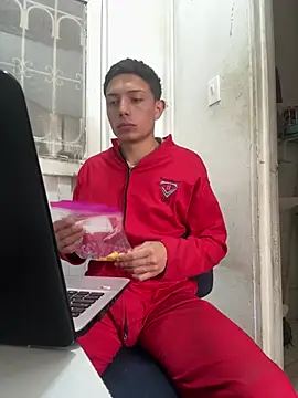 Pertunjukan Kamera Web santiObrero