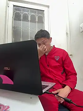 santiObrero Webcamshow