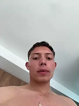 santiObrero's Webcam Show