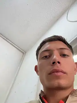 santiObrero Pertunjukan Webcam
