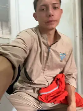 santiObrero 在線直播表演