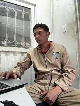 عرض كام santiObrero