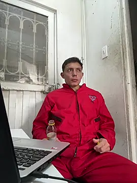 Živá chatovací místnost santiObrero