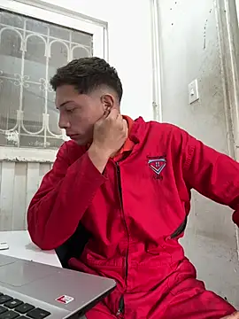 santiObrero's Webcam Show
