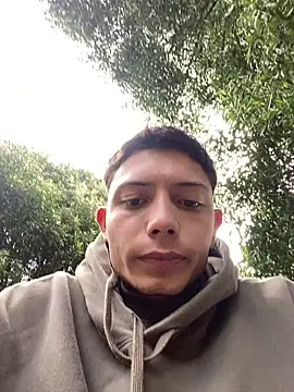 santiObrero 网络视讯表演