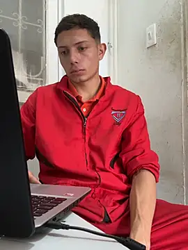 santiObrero 网络视讯表演