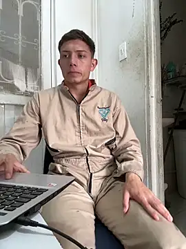 عرض كام santiObrero