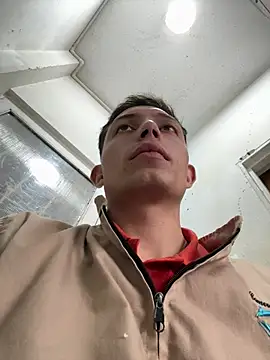 santiObrero 网络视讯表演