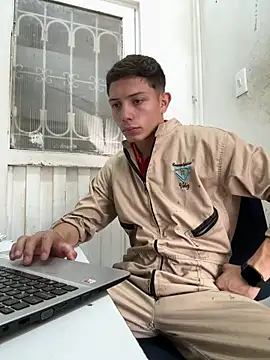 santiObrero webcam show