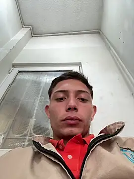 santiObreroのウェブカメラショー