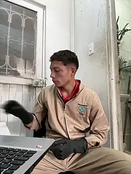 santiObrero Webcamshow