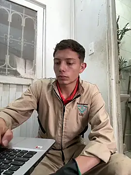 Webkamerová show santiObrero