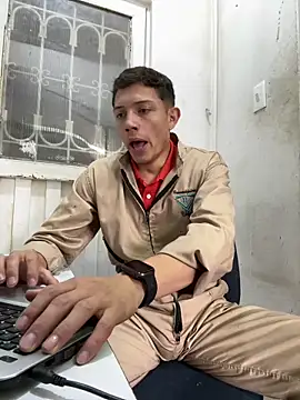 santiObrero 网络视讯表演