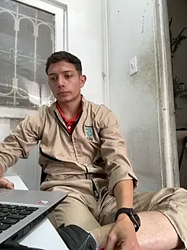 santiObrero 网络视讯表演