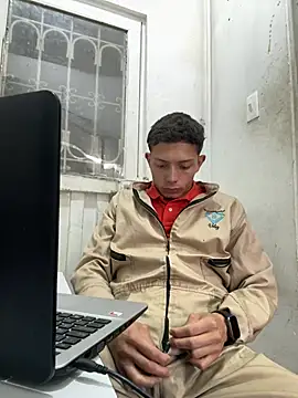 santiObrero Pertunjukan Webcam