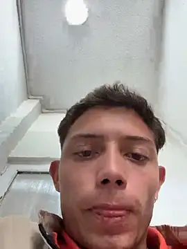 santiObrero Pertunjukan Webcam