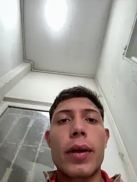 Pertunjukan Kamera Web santiObrero