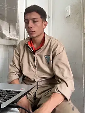 santiObrero 网络视讯表演