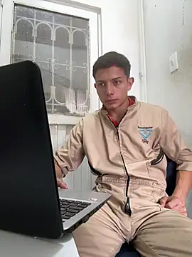 santiObrero Pertunjukan Webcam