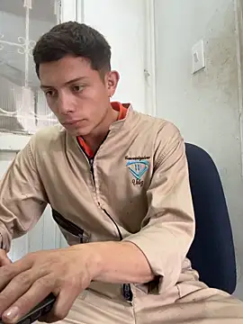 santiObrero Pertunjukan Webcam